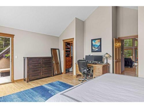 116 Casale Place, Canmore, AB - Indoor Photo Showing Bedroom