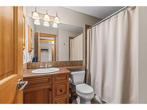 116 Casale Place, Canmore, AB - Indoor Photo Showing Bathroom