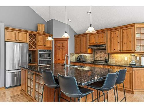 116 Casale Place, Canmore, AB - Indoor Photo Showing Kitchen