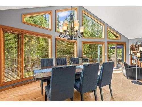 116 Casale Place, Canmore, AB - Indoor Photo Showing Dining Room