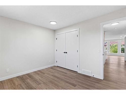 163 Pinemeadow Road Ne, Calgary, AB - Indoor Photo Showing Other Room