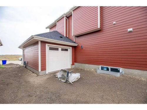 320 Muirfield Crescent, Lyalta, AB - Outdoor With Deck Patio Veranda