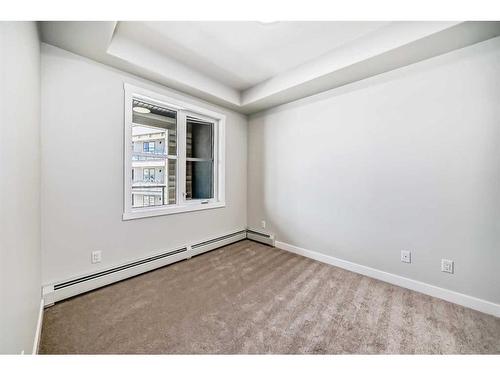 308-125 Wolf Willow Crescent Se, Calgary, AB - Indoor Photo Showing Other Room