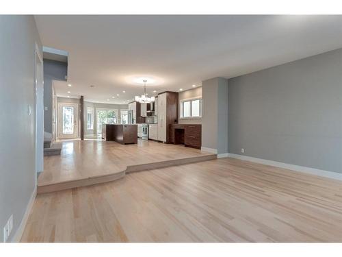 1720 Broadview Road Nw, Calgary, AB - Indoor