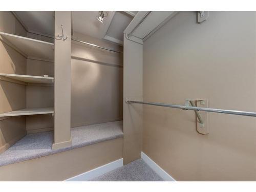 1720 Broadview Road Nw, Calgary, AB - Indoor With Storage