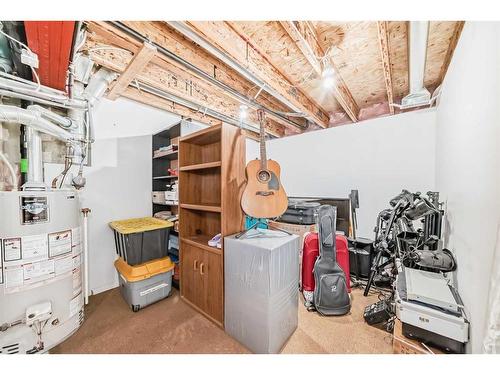 12 Hidden Valley Link Nw, Calgary, AB - Indoor Photo Showing Laundry Room