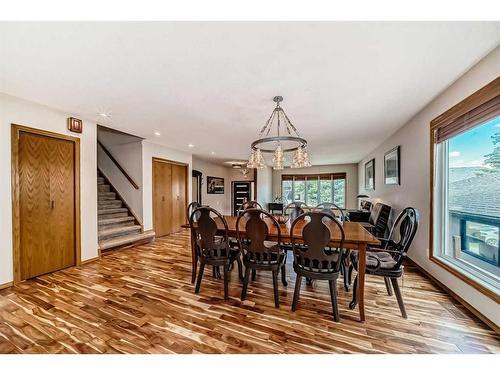 31 Edcath Rise Nw, Calgary, AB - Indoor Photo Showing Dining Room