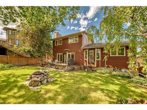 31 Edcath Rise Nw, Calgary, AB - Outdoor