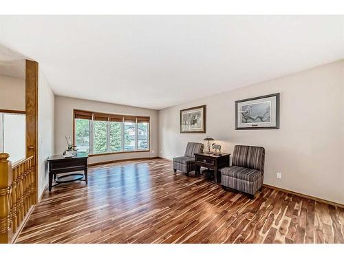 31 Edcath Rise Nw, Calgary, AB - Indoor