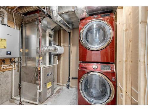 260 Penswood Way Se, Calgary, AB - Indoor Photo Showing Laundry Room