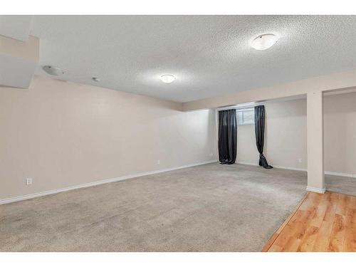 196 Panamount Circle Nw, Calgary, AB - Indoor Photo Showing Other Room