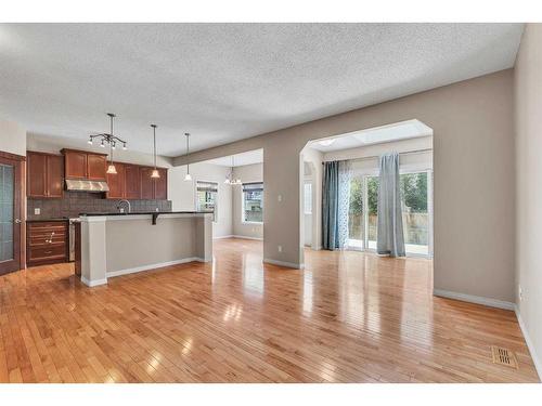 196 Panamount Circle Nw, Calgary, AB - Indoor Photo Showing Kitchen With Stainless Steel Kitchen