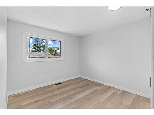 35 Castlebrook Way Ne, Calgary, AB - Indoor Photo Showing Other Room