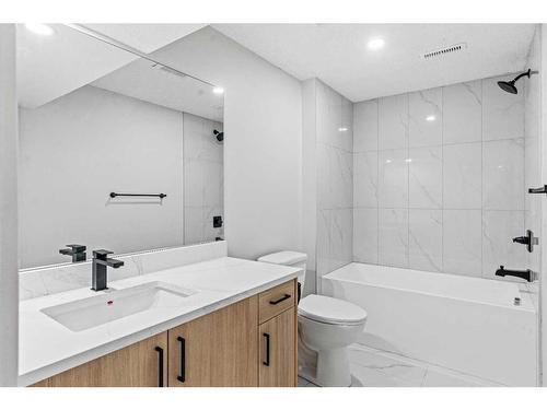 35 Castlebrook Way Ne, Calgary, AB - Indoor Photo Showing Bathroom