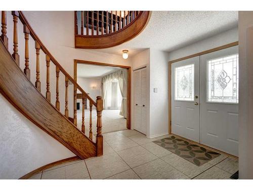 3220 Uplands Place Nw, Calgary, AB - Indoor Photo Showing Other Room