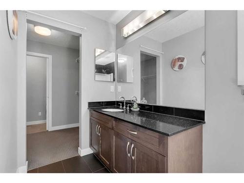 62 Nolanfield Manor Nw, Calgary, AB - Indoor Photo Showing Bathroom