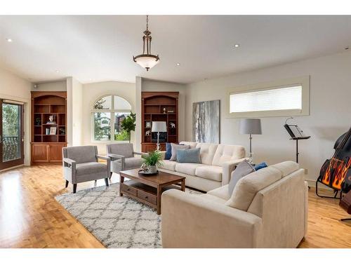 1827 11 Avenue Nw, Calgary, AB - Indoor Photo Showing Living Room With Fireplace