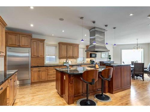 1827 11 Avenue Nw, Calgary, AB - Indoor Photo Showing Bathroom