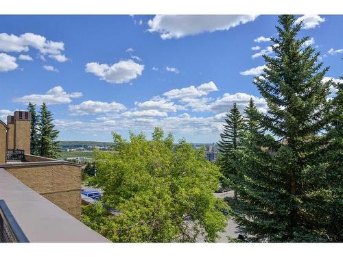 6-121 Village Heights Sw, Calgary, AB - Outdoor With View