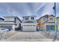 629 Corner meadows Way NE Calgary, AB T3N 2C5