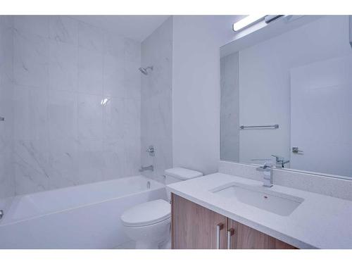 629 Corner Meadows Way Ne, Calgary, AB - Indoor Photo Showing Bathroom