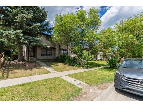 17 Bernard Drive Nw, Calgary, AB - Outdoor