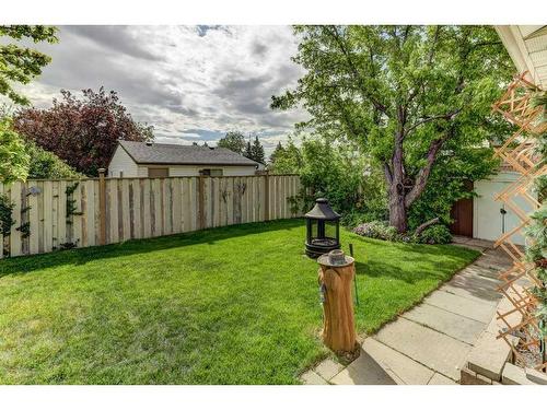 2023 Pinetree Crescent Ne, Calgary, AB - Outdoor With Backyard