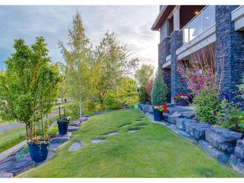 7 Timberline Gate Sw, Calgary, AB - Outdoor