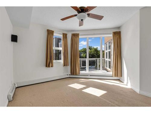 401-716 5 Street Ne, Calgary, AB - Indoor Photo Showing Bedroom