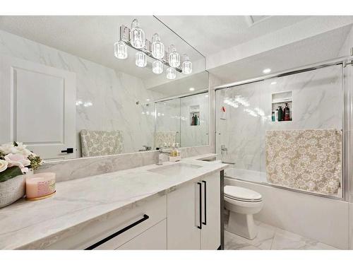 108 Patterson Drive Sw, Calgary, AB - Indoor Photo Showing Bathroom