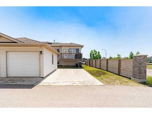 213 Blue Jay Road, Fort Mcmurray, AB - Outdoor