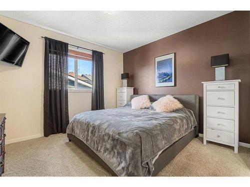 1338 New Brighton Park Se, Calgary, AB - Indoor Photo Showing Bedroom