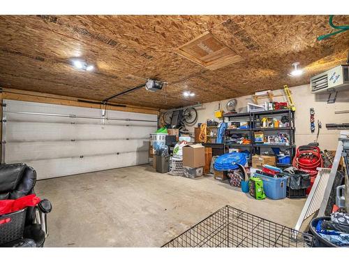 1338 New Brighton Park Se, Calgary, AB - Indoor Photo Showing Garage