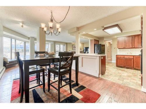 807-320 Meredith Road Ne, Calgary, AB - Indoor Photo Showing Dining Room