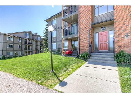 523-6400 Coach Hill Road Sw, Calgary, AB - Outdoor With Balcony