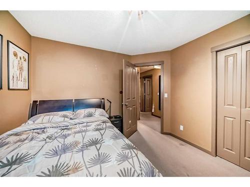 192 Brightondale Close Se, Calgary, AB - Indoor Photo Showing Bedroom