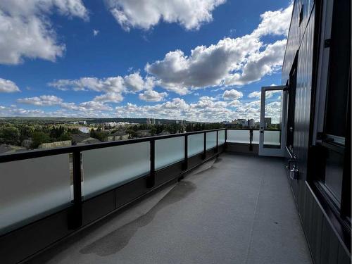 629-3932 University Avenue Nw, Calgary, AB - Outdoor With Balcony