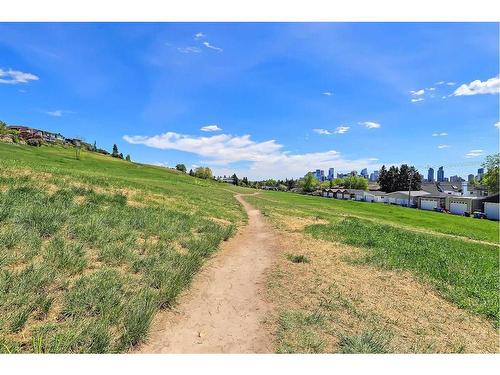 2410 7 Avenue Nw, Calgary, AB - Outdoor With View