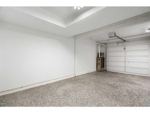 3940 Point Mckay Road Nw, Calgary, AB - Indoor Photo Showing Garage