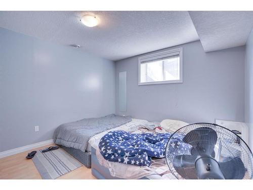 377 Taralake Landing Ne, Calgary, AB - Indoor Photo Showing Bedroom