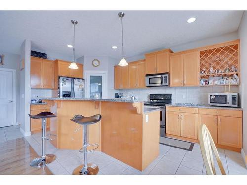 377 Taralake Landing Ne, Calgary, AB - Indoor Photo Showing Kitchen