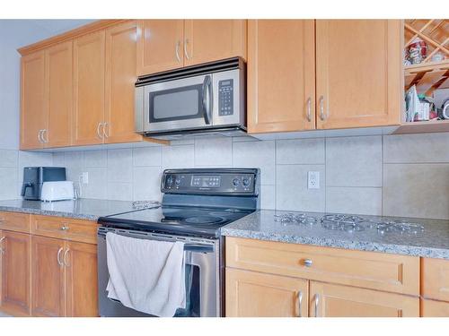 377 Taralake Landing Ne, Calgary, AB - Indoor Photo Showing Kitchen