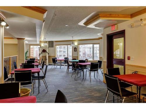 295-223 Tuscany Springs Boulevard Nw, Calgary, AB - Indoor Photo Showing Dining Room