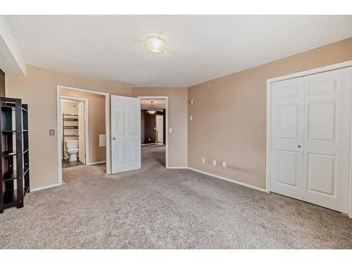 1419-16320 24 Street Sw, Calgary, AB - Indoor