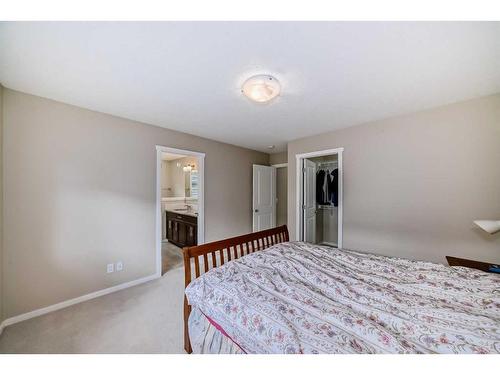 41 Nolanhurst Crescent Nw, Calgary, AB - Indoor Photo Showing Bedroom