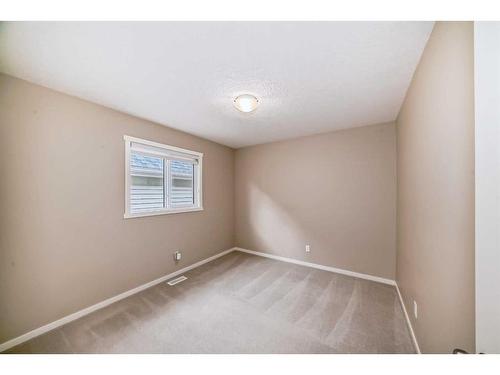 41 Nolanhurst Crescent Nw, Calgary, AB - Indoor Photo Showing Other Room