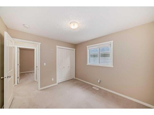 41 Nolanhurst Crescent Nw, Calgary, AB - Indoor Photo Showing Other Room