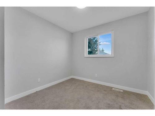 6066 Martingrove Road Ne, Calgary, AB - Indoor Photo Showing Other Room