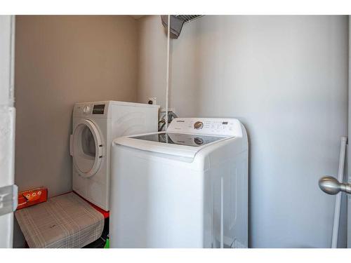 308 Taradale Drive Ne, Calgary, AB - Indoor Photo Showing Laundry Room