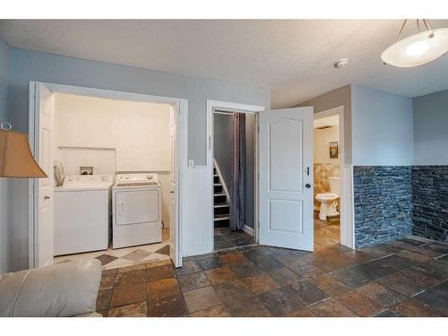 308 Taradale Drive Ne, Calgary, AB - Indoor Photo Showing Laundry Room